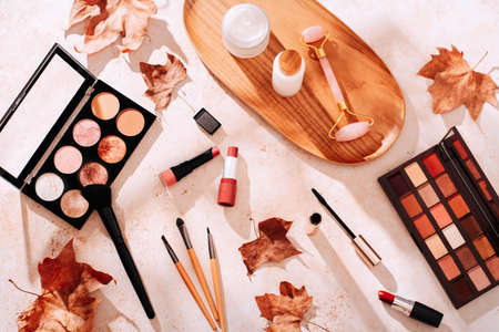 季節ごとのおすすめリップカラー:春夏秋冬別トレンド分析