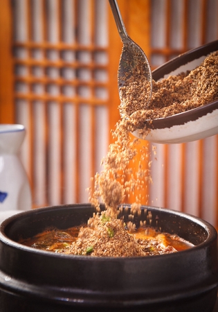 伝統的な発酵調味料が肌にもたらすうれしい変化