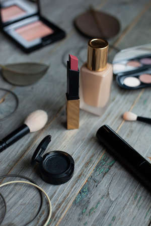 シミ・しわ・たるみ…エイジングサインの原因と対策法